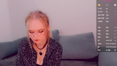 Snapshot of alicenya chatting on 1, 4, 2026 Alice online show from 1, 4, 2026