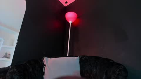 Snapshot of alicepoixxxon chatting on 23, 12, 2024 ALICE online show from 23, 12, 2024