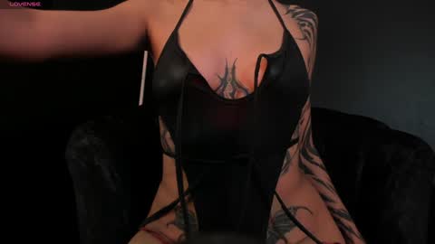 Snapshot of alicepoixxxon chatting on 28, 1, 2025 ALICE online show from 28, 1, 2025