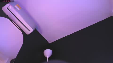 Snapshot of alicepoixxxon chatting on 5, 2, 2025 ALICE online show from 5, 2, 2025