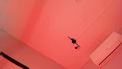 Snapshot of alicepoixxxon chatting on 15, 9, 2025 ALICE online show from 15, 9, 2025