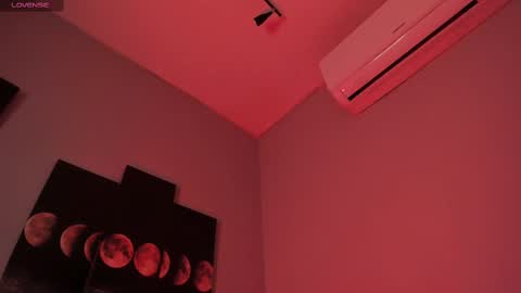 Snapshot of alicepoixxxon chatting on 18, 9, 2025 ALICE online show from 18, 9, 2025