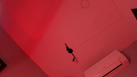 Snapshot of alicepoixxxon chatting on 11, 10, 2025 ALICE online show from 11, 10, 2025