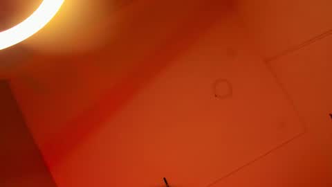 Snapshot of alicepoixxxon chatting on 15, 10, 2025 ALICE online show from 15, 10, 2025