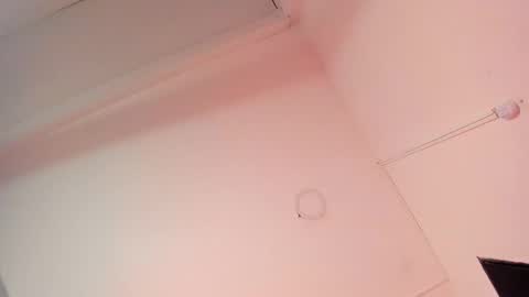 Snapshot of alicepoixxxon chatting on 21, 10, 2025 ALICE online show from 21, 10, 2025