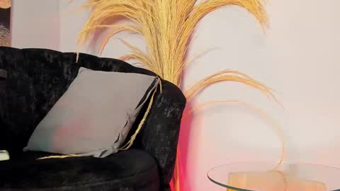 Snapshot of alicepoixxxon chatting on 26, 10, 2025 ALICE online show from 26, 10, 2025