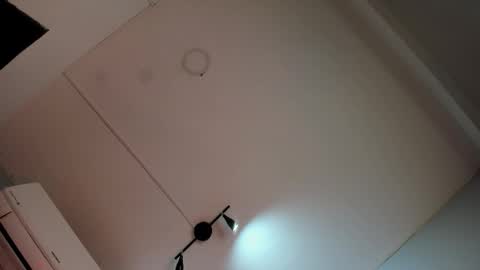 Snapshot of alicepoixxxon chatting on 4, 11, 2025 ALICE online show from 4, 11, 2025