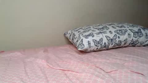 Snapshot of alicerabdit chatting on 2, 10, 2025 Alice online show from 2, 10, 2025