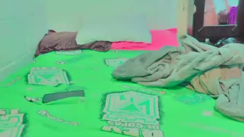 alicesherrera23 online show from 7, 2, 2025