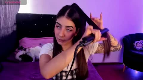 Snapshot of alicewoodville chatting on 27, 12, 2024 Alice online show from 27, 12, 2024