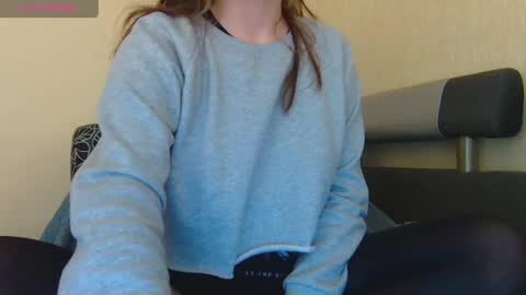 Snapshot of alicewoolfy chatting on 29, 4, 2026 AliceWoolfy online show from 29, 4, 2026