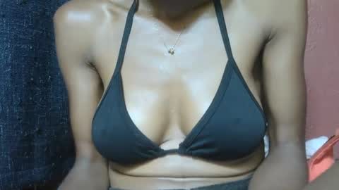 alicia253177 online show from 12, 3, 2025