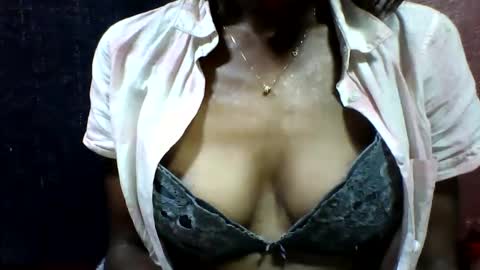 alicia253177 online show from 21, 9, 2025