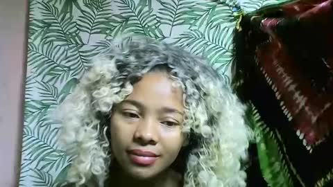 Snapshot of alicia9794 chatting on 14, 12, 2025 alicia9794 online show from 14, 12, 2025