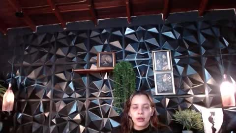 Alicia online show from 12, 3, 2026