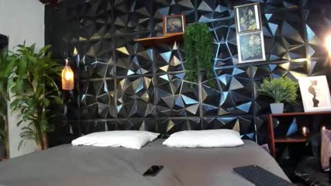 Alicia online show from 17, 3, 2026