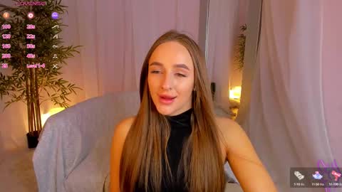 Snapshot of alicia_edwards chatting on 23, 9, 2025 Mia online show from 23, 9, 2025