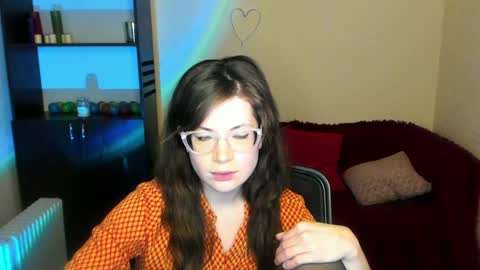 Alicia online show from 4, 1, 2025