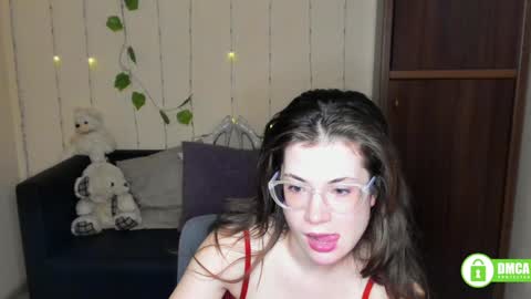 Alicia online show from 5, 2, 2025