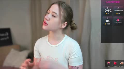 Alicia online show from 3, 3, 2025