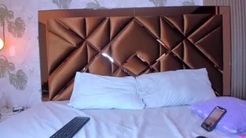 Snapshot of alicia_jerez1 chatting on 28, 10, 2025 Alice online show from 28, 10, 2025