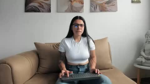 Snapshot of alicia_rainbow chatting on 26, 5, 2026 alicia_rainbow online show from 26, 5, 2026