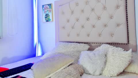       online show from 1, 2, 2025