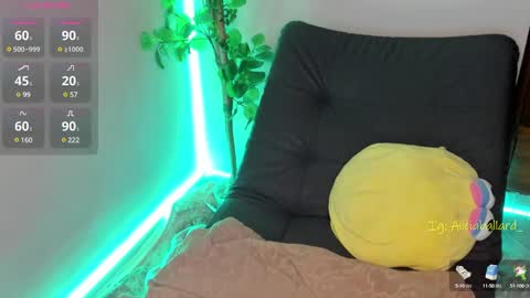 Jennyfer online show from 27, 2, 2025