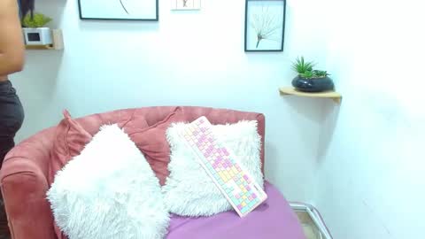 Snapshot of aliciacute__ chatting on 9, 9, 2025 aliciacute    online show from 9, 9, 2025