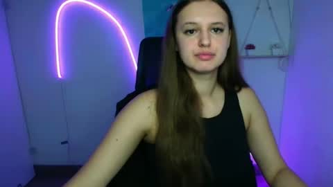 Snapshot of alicie_dream_ chatting on 25, 10, 2025 Alicie online show from 25, 10, 2025