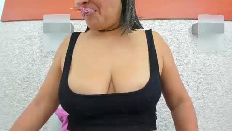 Snapshot of alicie_green chatting on 18, 6, 2026 im tutti online show from 18, 6, 2026