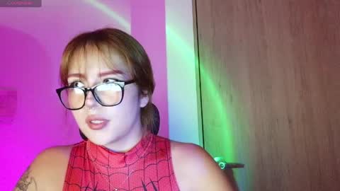 aliciia_23 online show from 25, 3, 2026