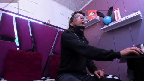 AlienHigh  FlashNigga online show from 17, 9, 2025