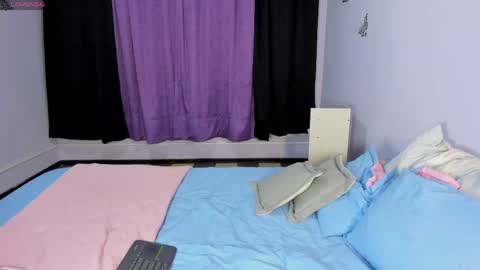 Snapshot of alien_universe chatting on 14, 4, 2026 Aiko Independent Model online show from 14, 4, 2026