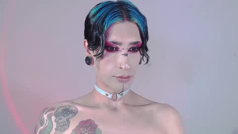     online show from 25, 2, 2025