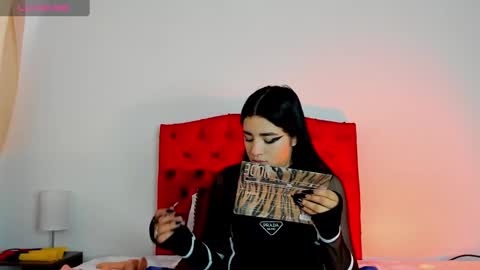Snapshot of aliice_walker_ chatting on 17, 12, 2024 aliice_walker_ online show from 17, 12, 2024