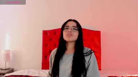 Snapshot of aliice_walker_ chatting on 20, 12, 2024 aliice_walker_ online show from 20, 12, 2024