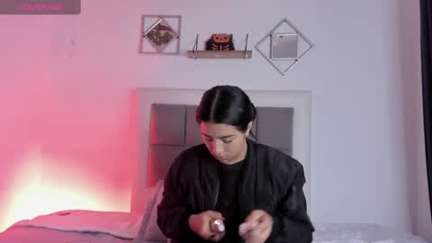 Snapshot of aliice_walker_ chatting on 11, 1, 2025 aliice_walker_ online show from 11, 1, 2025
