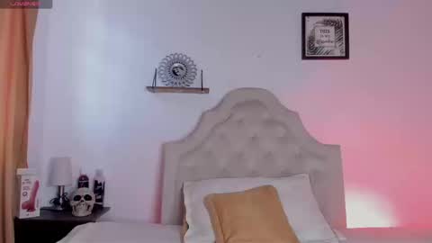 Snapshot of aliice_walker_ chatting on 15, 9, 2025 aliice_walker_ online show from 15, 9, 2025