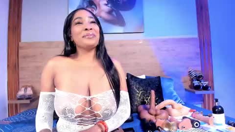 Snapshot of aliisson_cruz chatting on 7, 1, 2026 Alisson online show from 7, 1, 2026