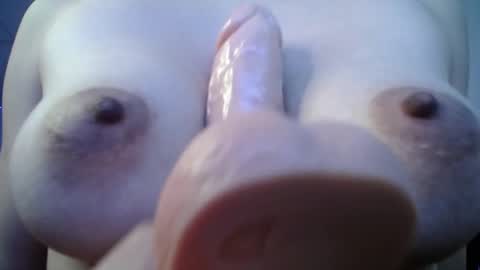 Snapshot of alina_grey2 chatting on 8, 1, 2025 alina online show from 8, 1, 2025