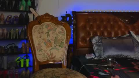 Snapshot of alina_grosu chatting on 11, 4, 2026 Alina online show from 11, 4, 2026