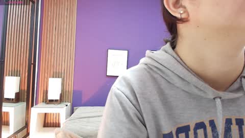 Alina online show from 1, 2, 2025