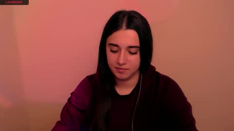 Snapshot of alinaasti_ chatting on 23, 12, 2025 Alina online show from 23, 12, 2025