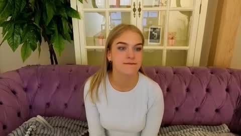 Alina online show from 22, 3, 2026