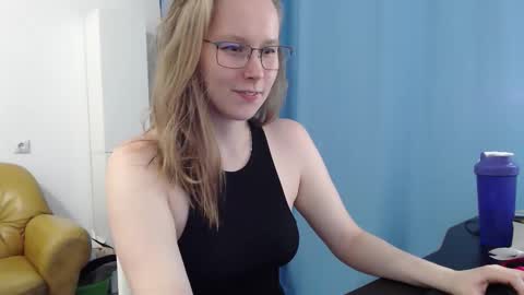 alinasei online show from 27, 9, 2025