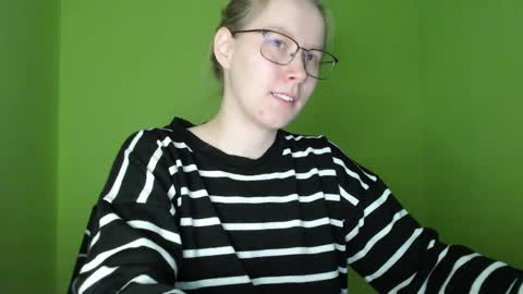 alinasei online show from 10, 4, 2026
