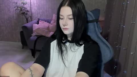 Aline Greeeen online show from 25, 10, 2025