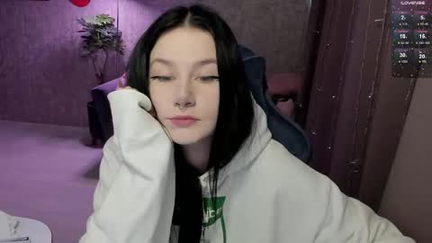 Aline Greeeen online show from 12, 1, 2026