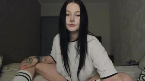 Aline Greeeen online show from 2, 5, 2026